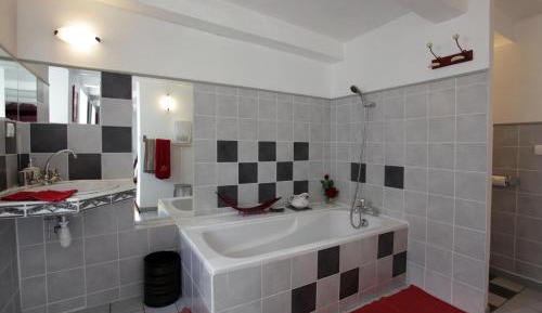 Double or Twin Room with Garden View