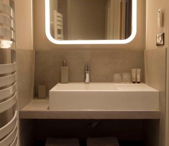 One-Bedroom Apartment with Private Spa