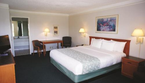 Double Room with Two Double Beds - Non-Smoking