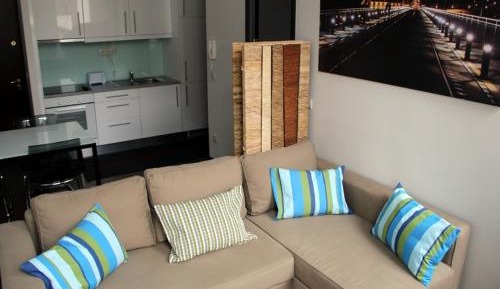 One-Bedroom Apartment (4 Adults)