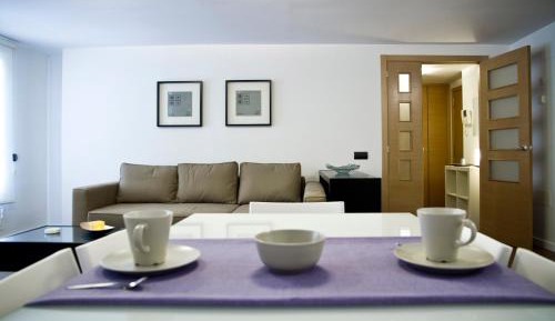 Two-Bedroom Apartment (6 Adults)