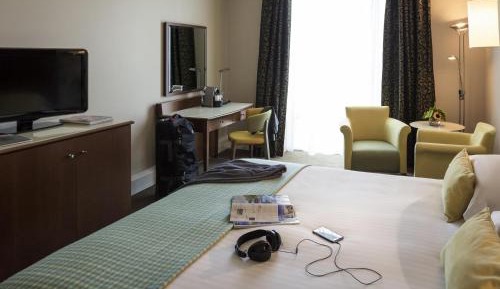 Superior King Room
