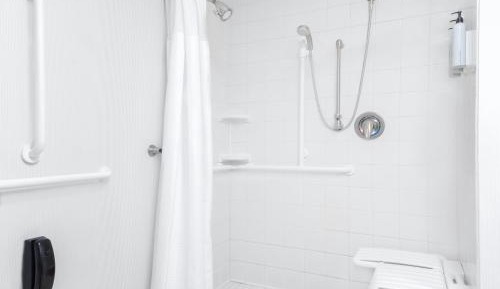 Whirlpool King Room