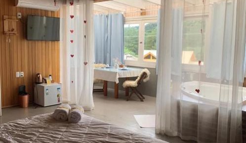 King Room with Mountain View