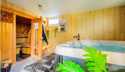 One-Bedroom Chalet