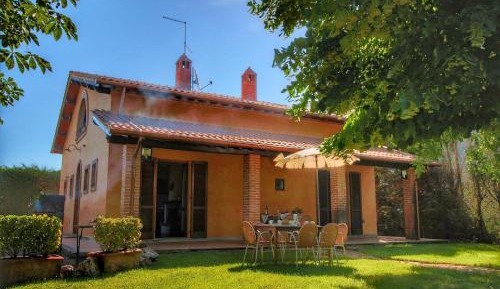 Six-Bedroom Holiday Home
