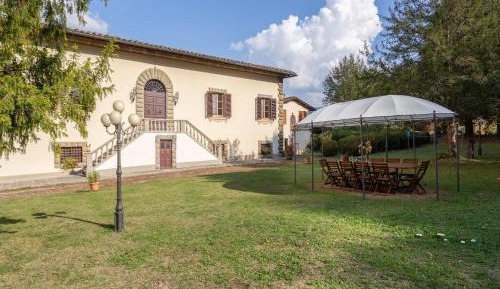 Ten-Bedroom Villa