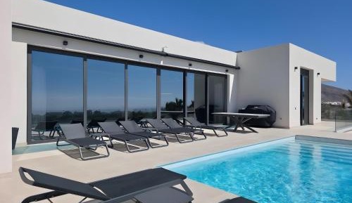 Villa with Sea View