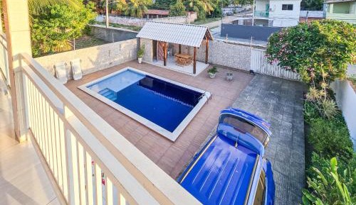 Four-Bedroom Holiday Home