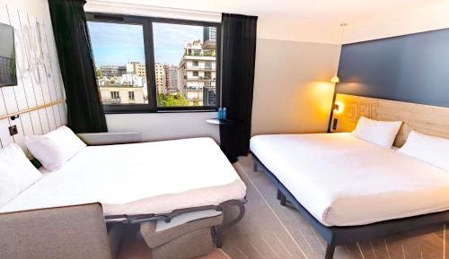 Standard Family Suite with One Double Bed and Sofa