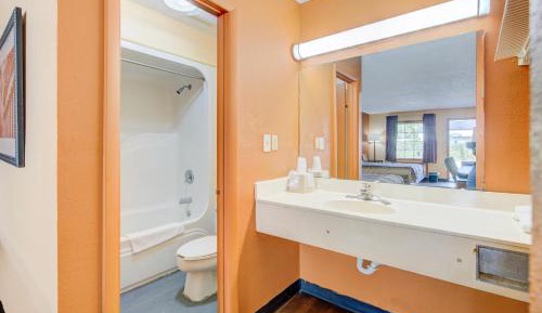 2 Full Beds Non-Smoking