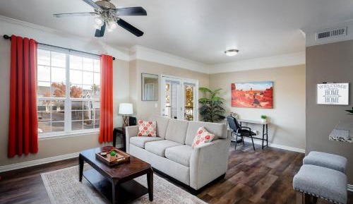 One-Bedroom Apartment - Non-Smoking