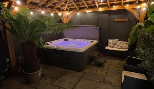 One-Bedroom Chalet