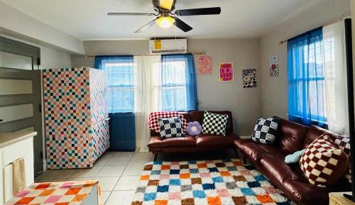 One-Bedroom Apartment - Non-Smoking