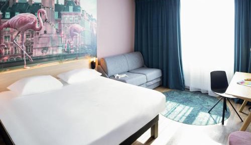 Standard Room with Double Bed and Sofa Bed 