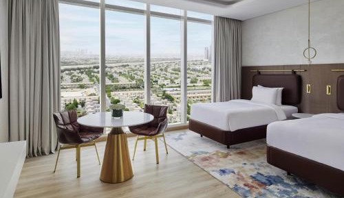 Deluxe Twin Room with Panoramic City View (Comp. Shuttle to World Trade Center)