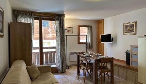 Apartment (4 Adults)