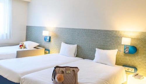 Standard Twin Room with Sofa