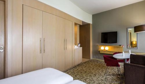 Twin Suite