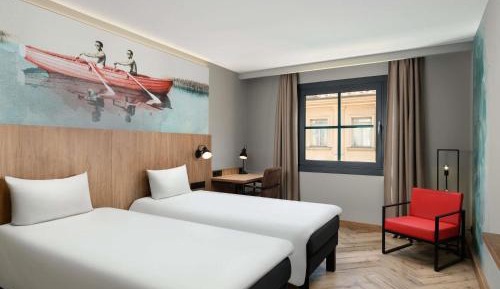 Superior Twin Room
