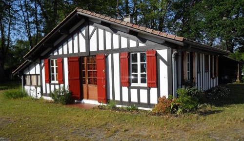 Three-Bedroom Holiday Home 