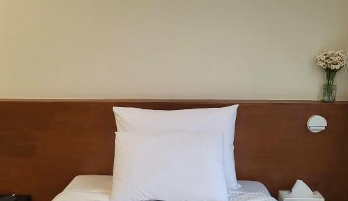 Single Room with Private Bathroom