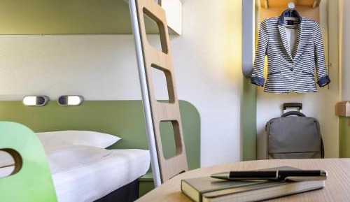 Triple Room with Two Single Beds and One Bunk Bed