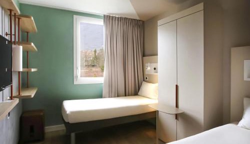 Triple Room With Twin Beds