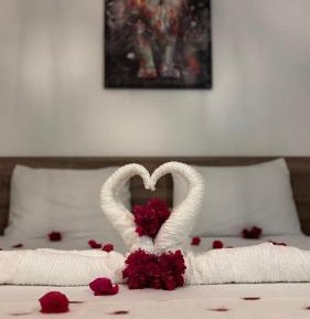 Deluxe Suite with Spa Bath