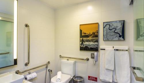 Adapted Superior Apartment
