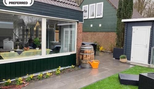 Three-Bedroom Holiday Home 