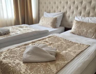 Twin Room with Balcony