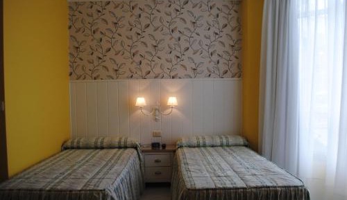 Twin Room with Extra Bed
