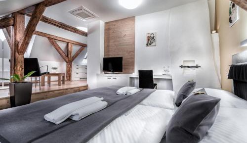 Double Room with View