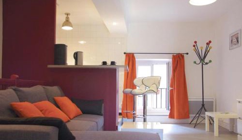 Apartment with Garden View
