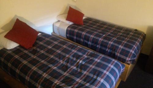 Private Hostel with Shared Bathroom