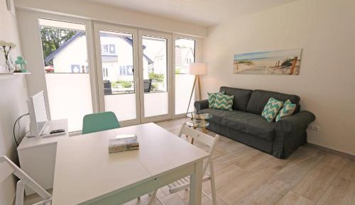 One-Bedroom Apartment with Terrace