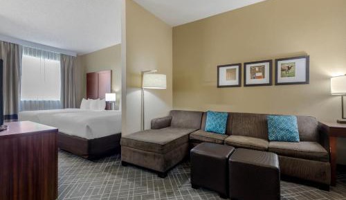 Queen Suite with Two Queen Beds - Non-Smoking