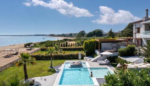 Villa - Beach Front