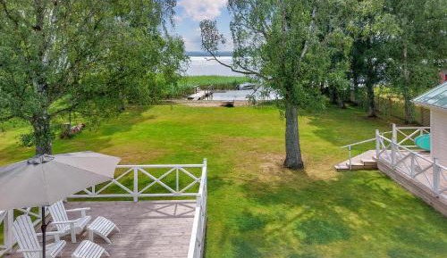 Four-Bedroom Holiday Home