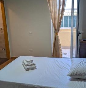 Single Room with Private Bathroom