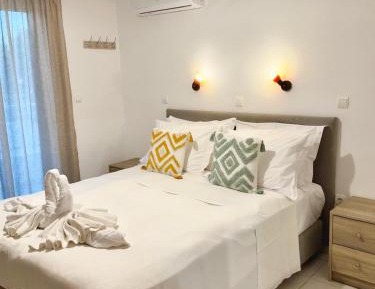 Two-Bedroom Apartment with Garden View