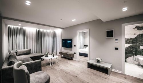 Superior Suite