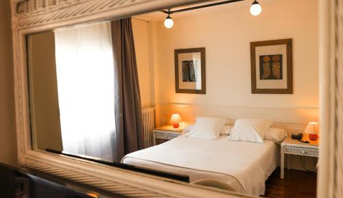 Standard Queen Room