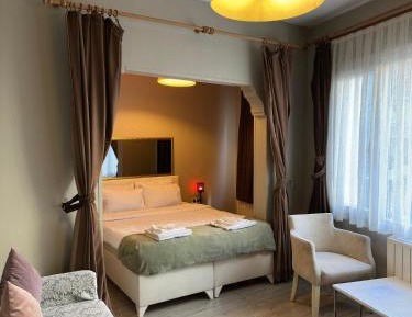 Large Double Room