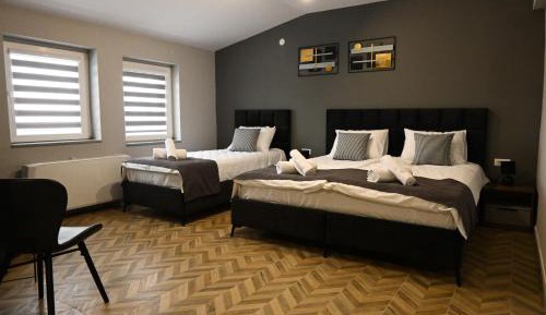 Quadruple Room with Mountain View