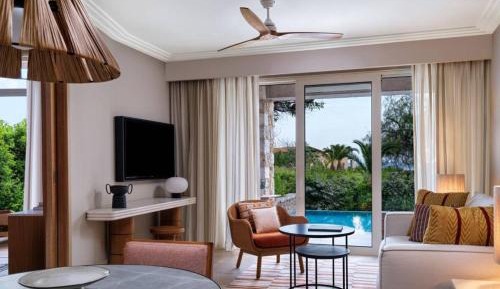 Infinity Suite GardenView, 1 Bedroom Suite, 1 King, Sofa bed