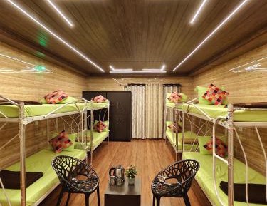 8-Bed Mixed Dormitory Room