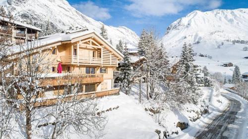 Superior Chalet