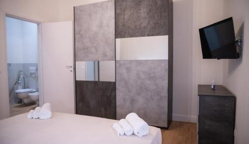 Large Double Room